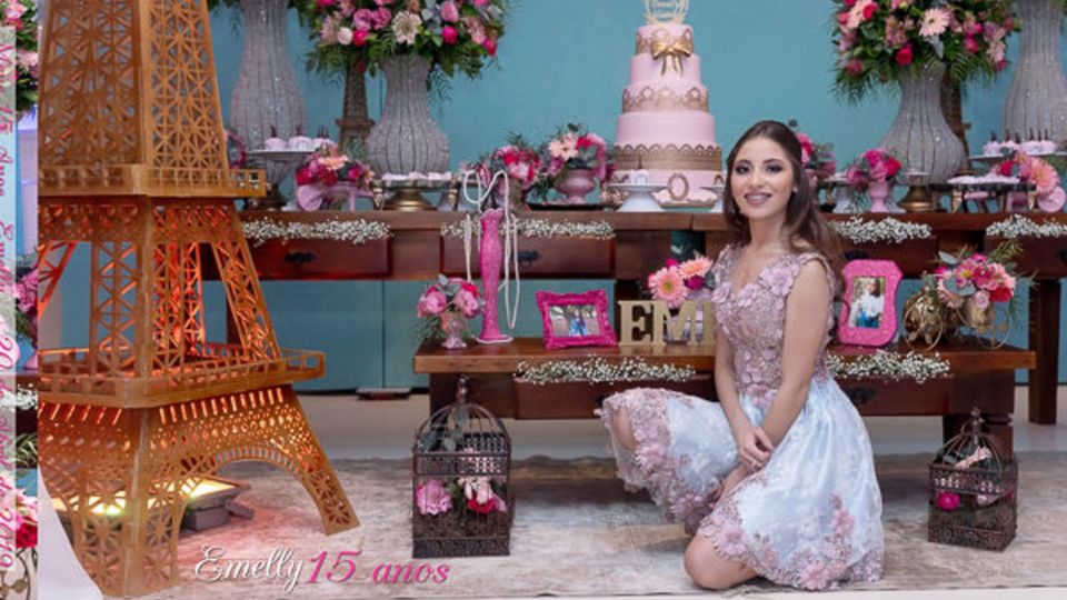 15 Anos Emelly - Espaço Century